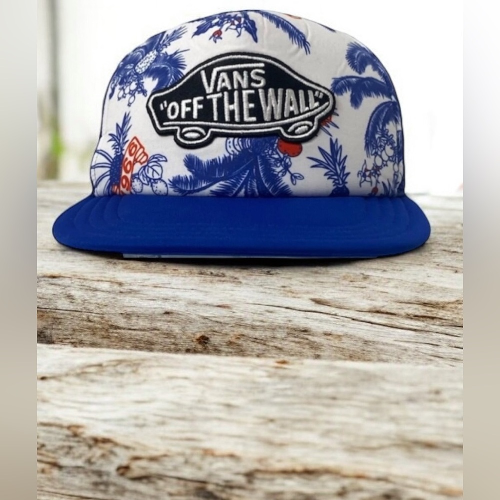 Vans - Soft Tropical Trucker: Adjustable SnapBack blue/red/white